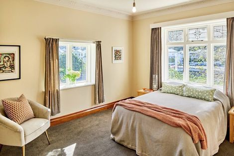 Photo of property in 22 Selwyn Terrace, Thorndon, Wellington, 6011