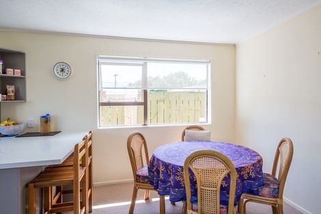 Photo of property in 5a Waimarie Avenue, Paraparaumu, 5032