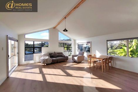 Photo of property in 3/263a Titirangi Road, Titirangi, Auckland, 0604