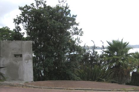 Photo of property in 5 Belle View Place, Waiheke Island, 1971