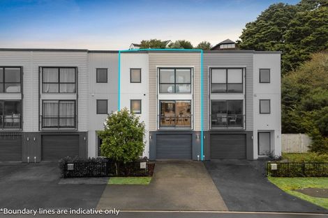 Photo of property in 30 Matairangi Avenue, Totara Heights, Auckland, 2105