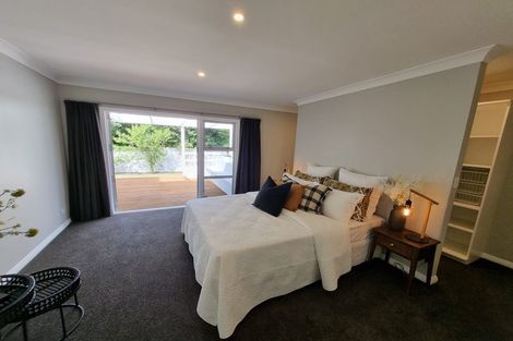 Photo of property in 5 Barton Street, Strandon, New Plymouth, 4312