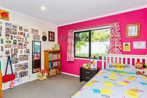 Photo of property in 11 Holyoake Terrace, Omokoroa, 3114