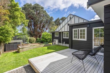 Photo of property in 50 Huia Street, Waikanae, 5036