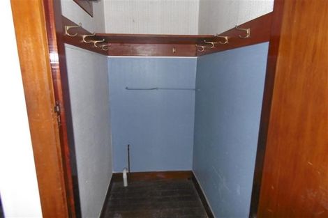 Photo of property in 27 Bulteel Street, New Plymouth, 4310