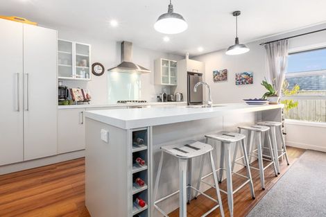 Photo of property in 130 Navigation Drive, Whitby, Porirua, 5024