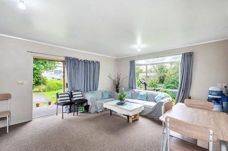 Photo of property in 15 Universal Drive, Henderson, Auckland, 0610