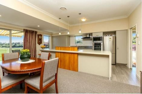 Photo of property in 233b Carrington Street, Vogeltown, New Plymouth, 4310