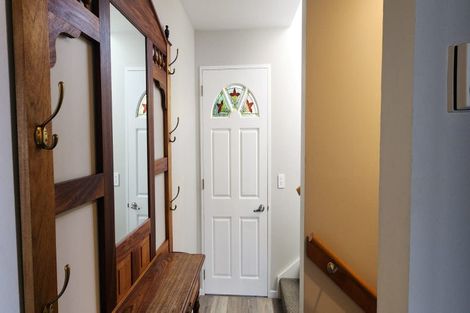 Photo of property in 4/6 Suburb Street, Queenstown, 9300