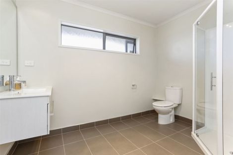 Photo of property in 7a Justin Place, Te Atatu Peninsula, Auckland, 0610