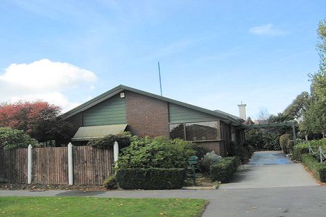 Photo of property in 16a Gothic Place, Ilam, Christchurch, 8041