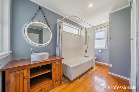 Photo of property in 13 Stratton Street, Normandale, Lower Hutt, 5010