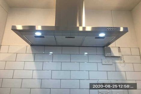 Photo of property in Quantum On Thorndon Quay, 2/163b Thorndon Quay, Pipitea, Wellington, 6011