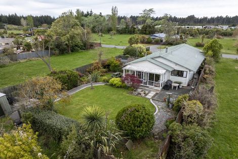 Photo of property in 25 Featherstone Avenue, Kairaki, 7630