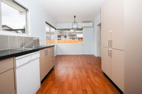 Photo of property in 14 Oakfield Crescent, Pukete, Hamilton, 3200