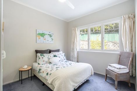 Photo of property in 18 Milton Terrace, Hospital Hill, Napier, 4110