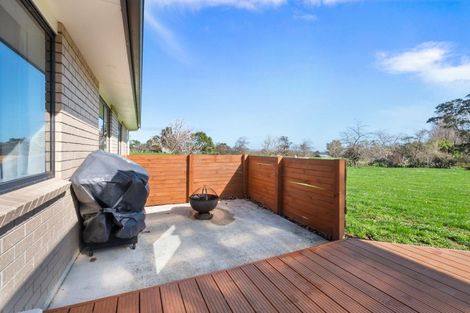 Photo of property in 841 Makerua Road, Tokomaru, Palmerston North, 4474