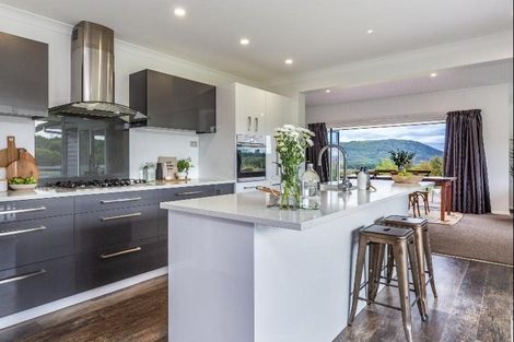 Photo of property in 6 Oakdale Drive, Kinloch, Taupo, 3377