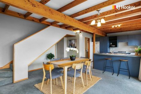 Photo of property in 10 Calvert Place, Shiel Hill, Dunedin, 9013