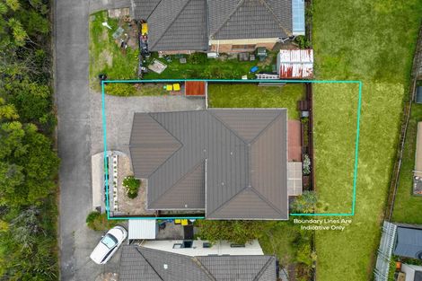 Photo of property in 8 Lucienne Drive, Ranui, Auckland, 0612
