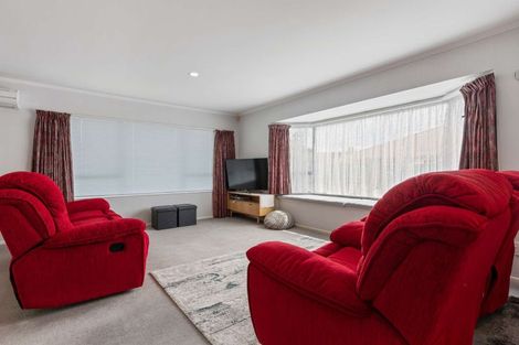 Photo of property in 35 Carter Drive, Pomare, Rotorua, 3015