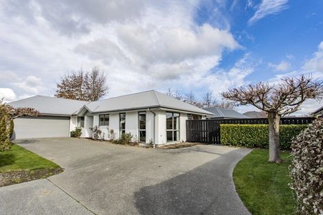 Photo of property in 19 Epsom Drive, Rangiora, 7400