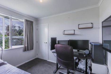 Photo of property in 11 Tiffen Lane, Waipawa, 4210