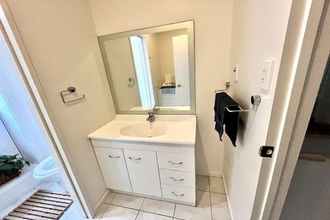 Photo of property in 200 Clovelly Road, Bucklands Beach, Auckland, 2012