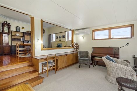 Photo of property in 25 Beatrice Avenue, Hillcrest, Auckland, 0627