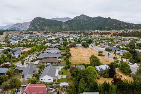 Photo of property in 14 Ash Avenue, Albert Town, Wanaka, 9305