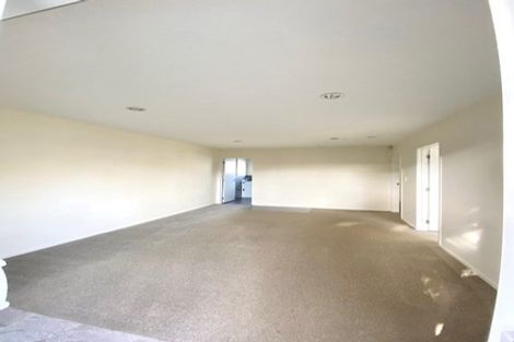 Photo of property in 24 Mirrabooka Avenue, Botany Downs, Auckland, 2010