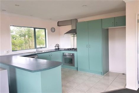 Photo of property in 3 Trotting Terrace, Fairview Heights, Auckland, 0632