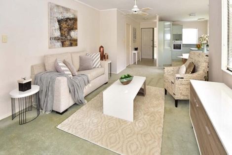 Photo of property in 11a Pine Road, Orewa, 0931