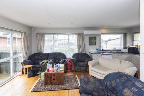 Photo of property in 26 Curletts Road, Sockburn, Christchurch, 8042