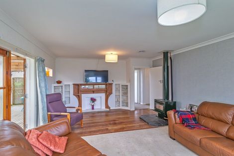 Photo of property in 12 Ryder Crescent, Levin, 5510