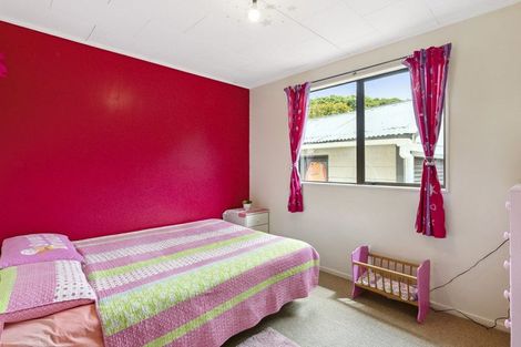 Photo of property in 25 Hookway Grove, Paraparaumu, 5032