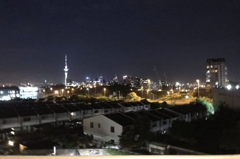 Photo of property in Luna Apartments, 6/16p Burton Street, Grafton, Auckland, 1010