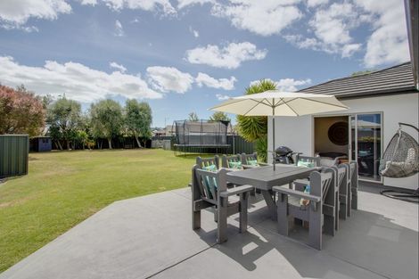 Photo of property in 19 Fairview Place, Havelock North, 4130