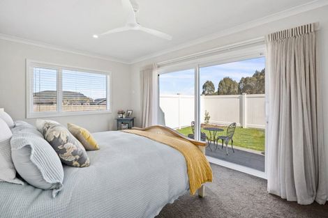 Photo of property in 9 Kanuka Grove, Kinloch, Taupo, 3377