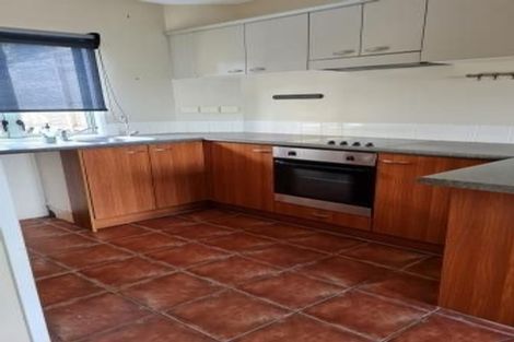 Photo of property in 9 Mt Lebanon Lane, Henderson, Auckland, 0612