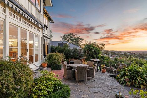 Photo of property in 14 Macmillan Avenue, Cashmere, Christchurch, 8022