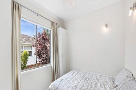 Photo of property in 2/31 Gowing Drive, Meadowbank, Auckland, 1072