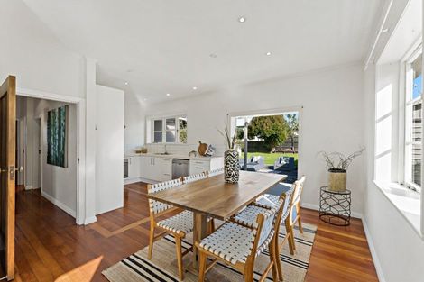 Photo of property in 1 Massey Avenue, Greenlane, Auckland, 1061