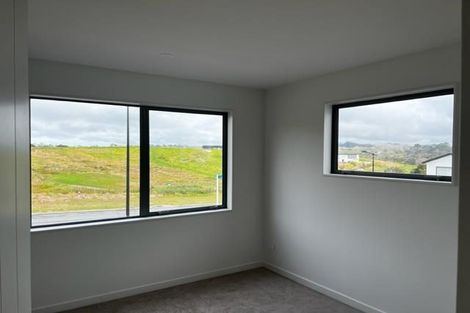 Photo of property in 43 Clara Road, Silverdale, 0932