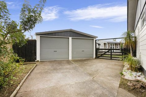 Photo of property in 4 Hydra Place, Glen Eden, Auckland, 0602
