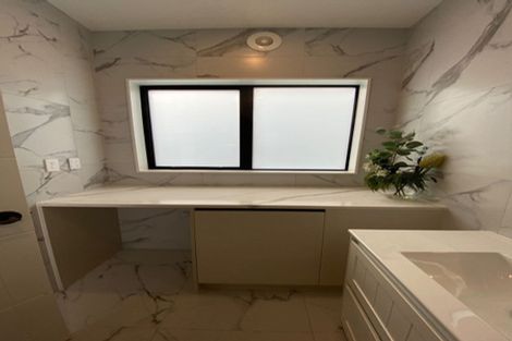 Photo of property in 13 Downpatrick Drive, Flat Bush, Auckland, 2019