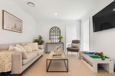 Photo of property in 5 Cotula Way, Papamoa Beach, Papamoa, 3118