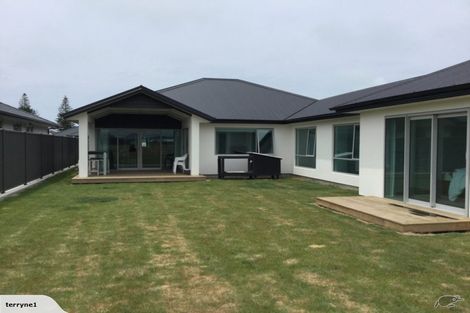 Photo of property in 3 Aparima Place, Awatoto, Napier, 4110