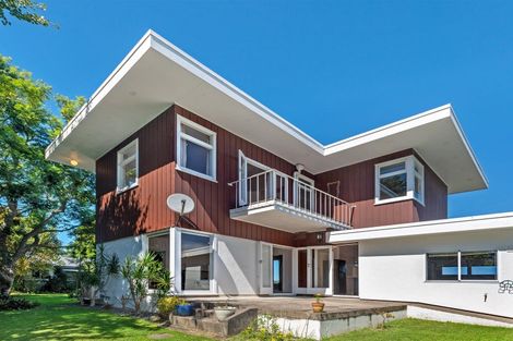 Photo of property in 24 Hill Road, Whataupoko, Gisborne, 4010