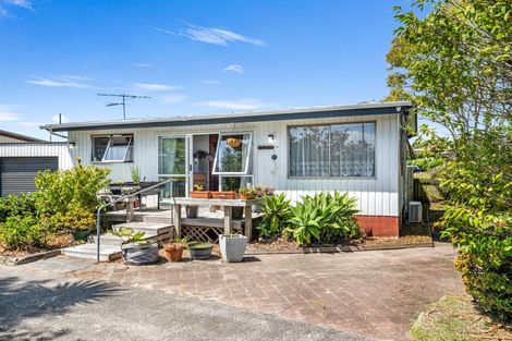 Photo of property in 33a Ladies Mile, Manly, Whangaparaoa, 0930